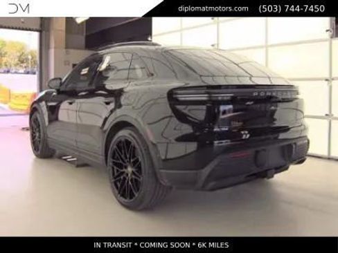 Used 2024 Porsche Macan 4 Electric w/ Premium Package AWD/4WD image 8