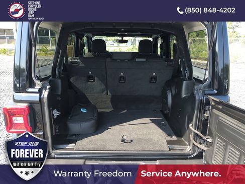 Used 2023 Jeep Wrangler Unlimited Rubicon 4xe w/ Safety Group AWD/4WD image 28