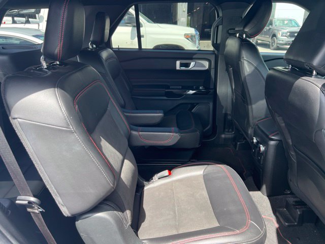 Used 2023 Ford Explorer ST-Line RWD image 7