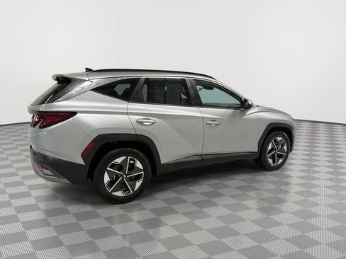 Used 2025 Hyundai Tucson SEL FWD image 12