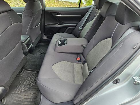 Used 2023 Toyota Camry LE image 20