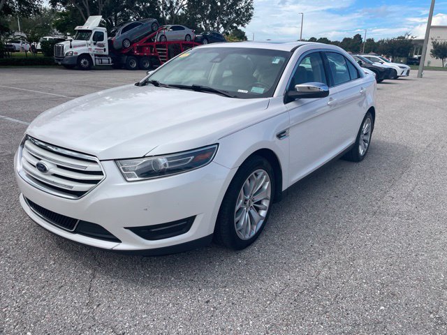 Used 2018 Ford Taurus Limited FWD image 5