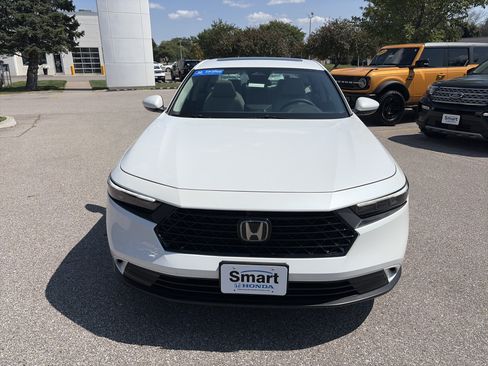 Certified 2023 Honda Accord EX image 2