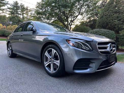 Used 2020 Mercedes-Benz E 350 4MATIC Sedan w/ Parking Assistance Package image 2
