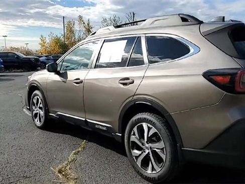 Used 2022 Subaru Outback Limited w/ Popular Package #2 image 6