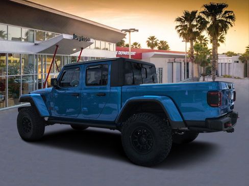 Used 2023 Jeep Gladiator Rubicon w/ LED Lighting Group AWD/4WD image 5