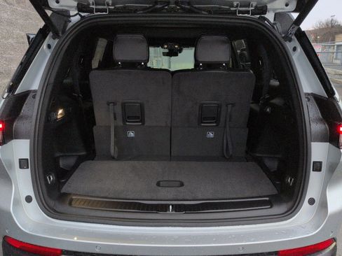 New 2025 Jeep Grand Cherokee L Limited w/ Luxury Tech Group II image 24