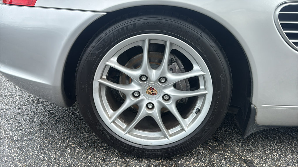 Used 2004 Porsche Boxster RWD image 8
