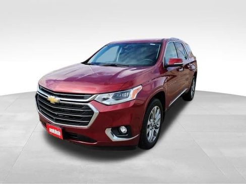 Certified 2021 Chevrolet Traverse Premier image 3