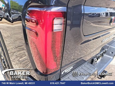 New 2025 GMC Sierra 2500 Denali w/ Denali Reserve Package image 36