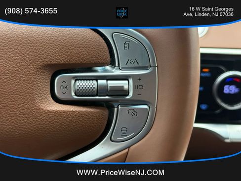 Used 2022 Genesis GV70 2.5T w/ Advanced Package image 13