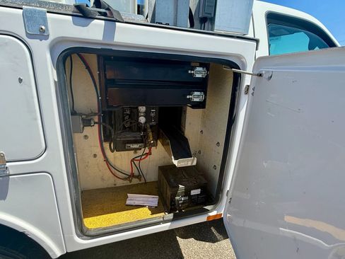 Used 2015 Ford F450 XL image 25