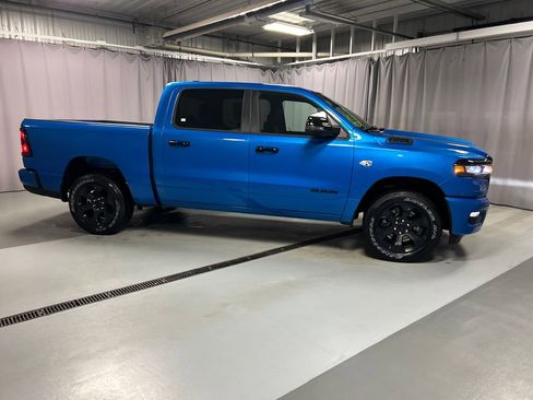 New 2026 RAM 1500 4x4 Crew Cab image 8