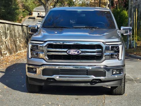 Used 2025 Ford F150 Lariat image 3