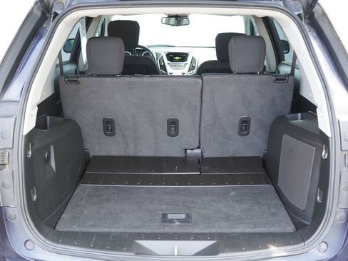 Used 2017 Chevrolet Equinox LT w/ Convenience Package FWD image 9