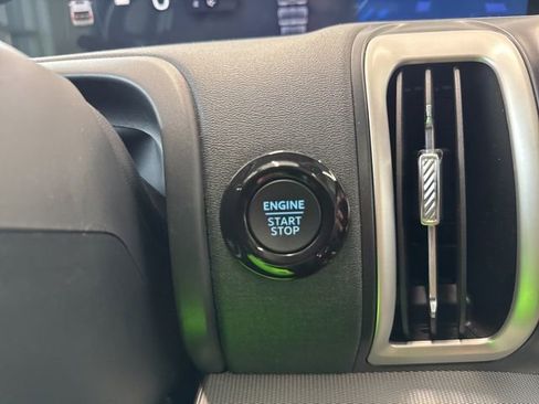 Used 2025 Ford Expedition Max Active image 35