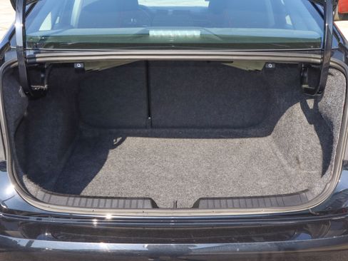 Used 2025 Volkswagen Jetta S FWD image 9