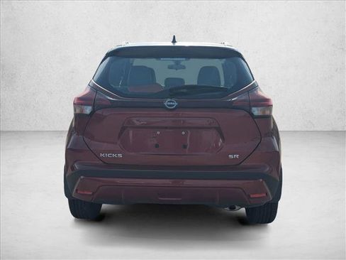 Used 2023 Nissan Kicks SR w/ SR Premium Package image 6