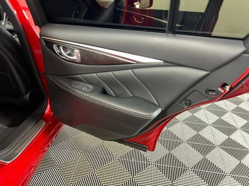 Used 2022 INFINITI Q50 Sensory image 37