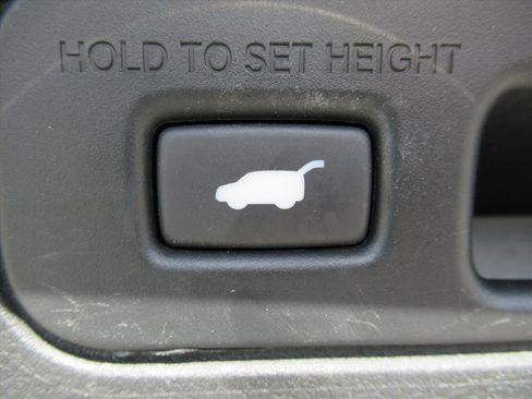 Used 2023 Honda Pilot Touring image 36