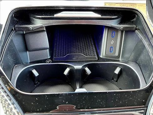 New 2026 Mercedes-Benz SL 63 AMG S e Performance 4MATIC image 24