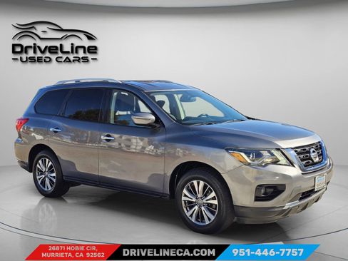 Used 2019 Nissan Pathfinder SV image 7