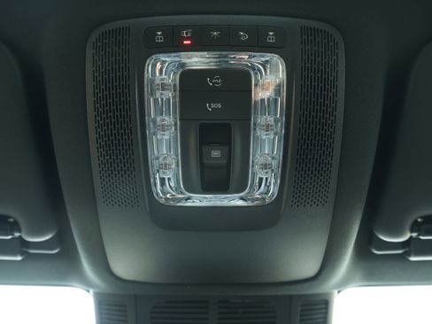 New 2026 Mercedes-Benz GLS 450 4MATIC image 34