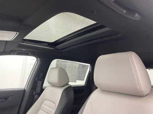 Used 2025 Honda CR-V Sport Touring image 9