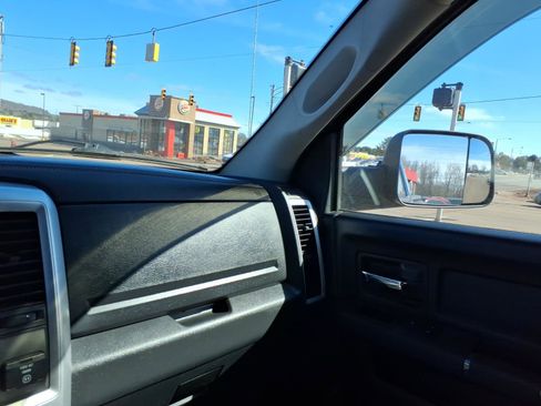 Used 2009 Dodge Ram 1500 Truck Sport image 18