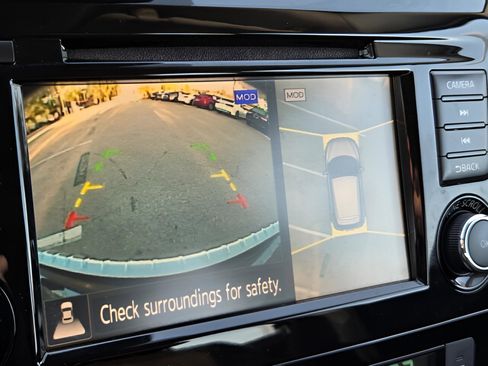 Used 2022 Nissan Rogue Sport SV w/ Technology Package image 15