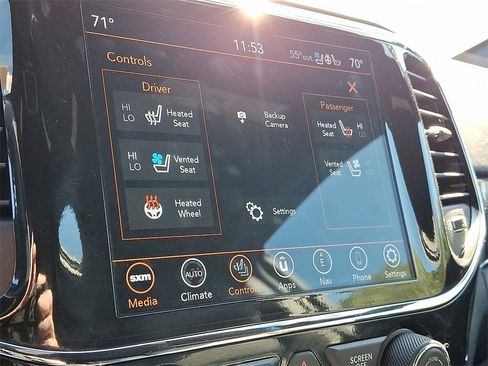 Used 2021 Jeep Grand Cherokee Overland image 20