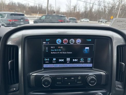 Used 2018 Chevrolet Silverado 1500 LT w/ Midnight Edition image 20