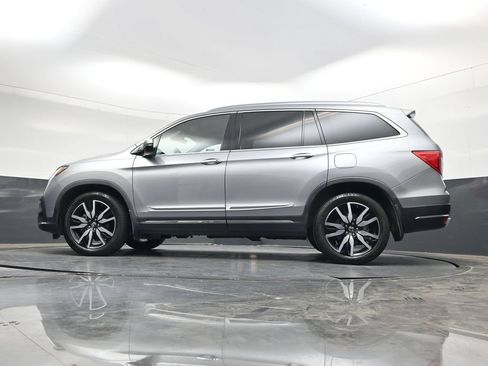 Certified 2019 Honda Pilot Touring image 31