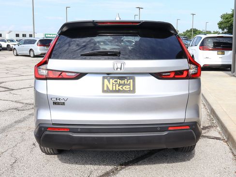 Used 2025 Honda CR-V EX-L image 5
