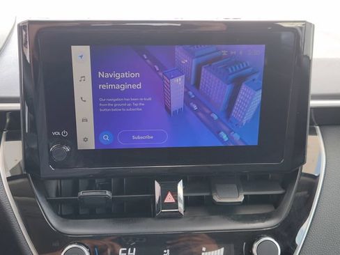Used 2025 Toyota Corolla LE FWD image 12