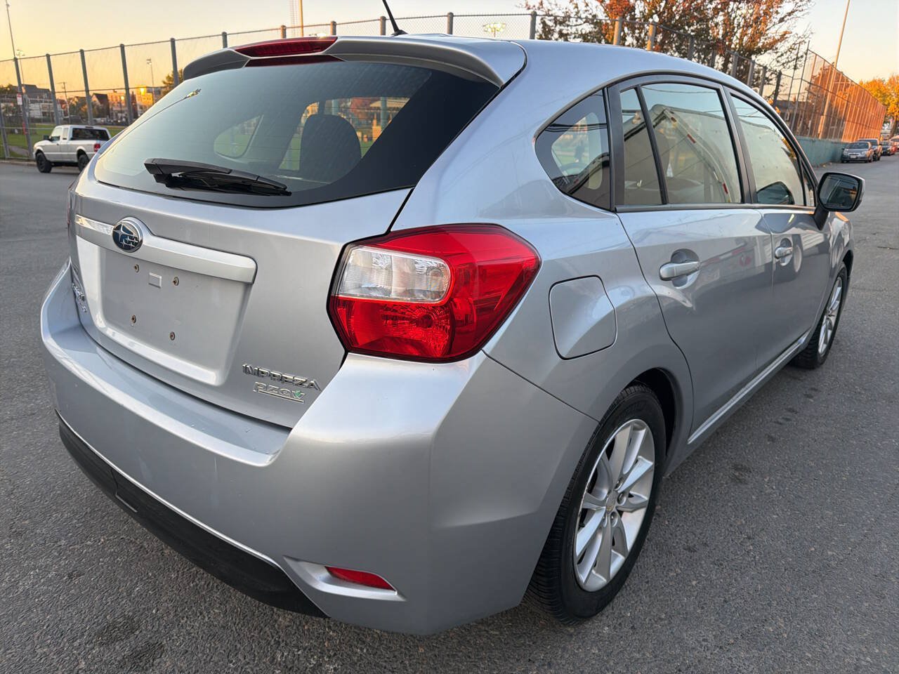 Used 2014 Subaru Impreza 2.0i Premium w/ All-Weather Package w/CVT AWD/4WD image 5