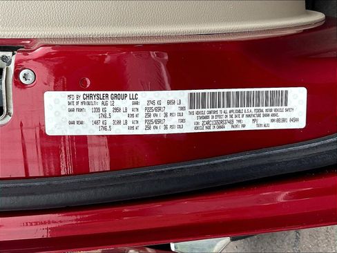 Used 2013 Chrysler Town & Country Touring-L w/ Premium Group FWD image 18