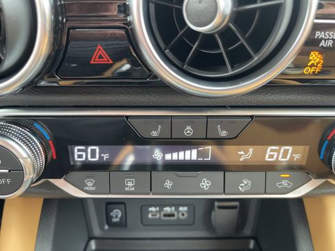 New 2025 Nissan Sentra SV w/ SV Premium Package image 25