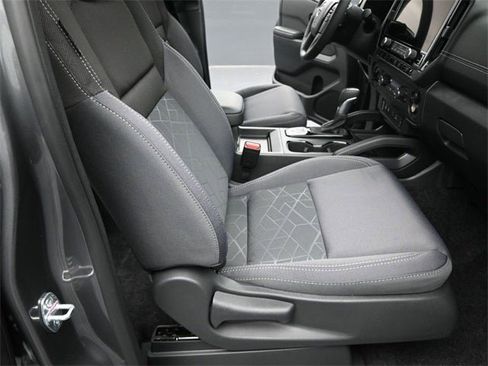 New 2026 Nissan Frontier SV image 36