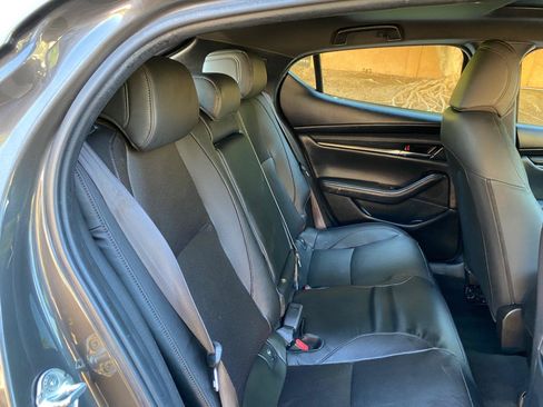 Used 2021 MAZDA MAZDA3 s FWD image 43