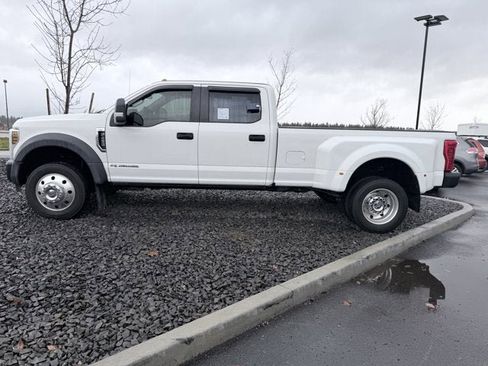 Used 2019 Ford F450 XL w/ Power Equipment Group image 2