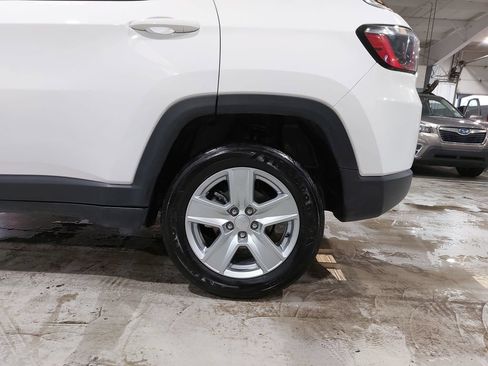 Used 2022 Jeep Compass Latitude AWD/4WD image 31