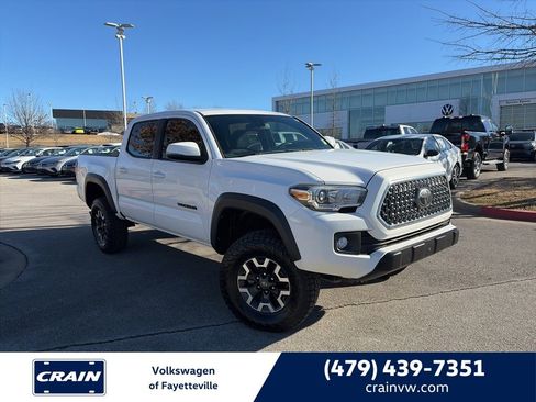 Used 2019 Toyota Tacoma TRD Off-Road image 1