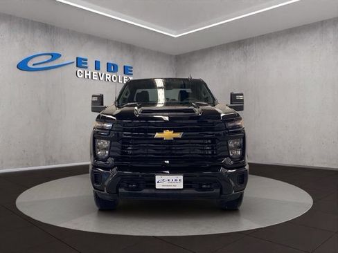 New 2026 Chevrolet Silverado 2500 Custom w/ Custom Value Package AWD/4WD image 2