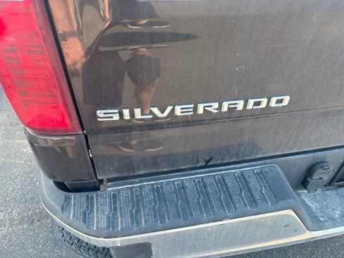 Used 2019 Chevrolet Silverado 1500 LT w/ All-Star Edition AWD/4WD image 19