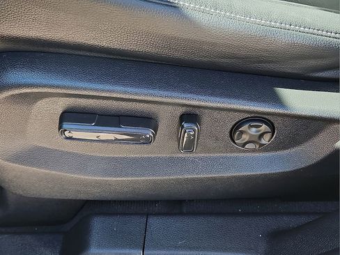 Used 2024 Honda Odyssey EX-L image 19