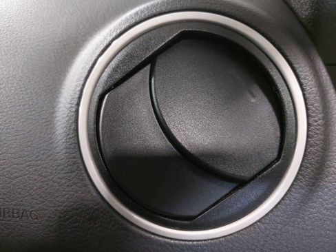 Used 2010 MAZDA MAZDA6 i Touring image 13