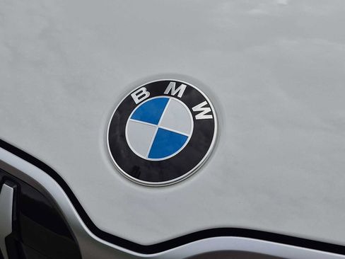 New 2027 BMW X1 xDrive28i AWD/4WD image 11