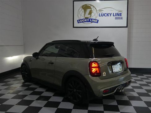 Used 2019 MINI Cooper S w/ Signature Upholstery Package image 10