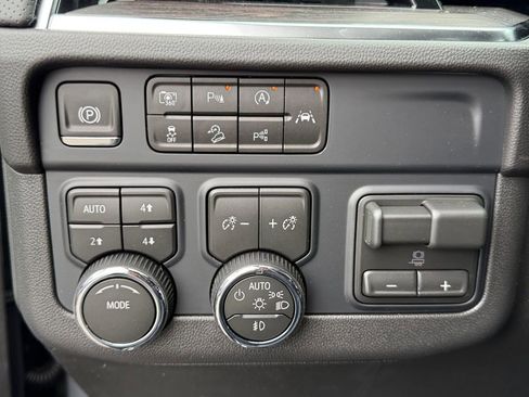New 2026 Chevrolet Tahoe Premier AWD/4WD image 23